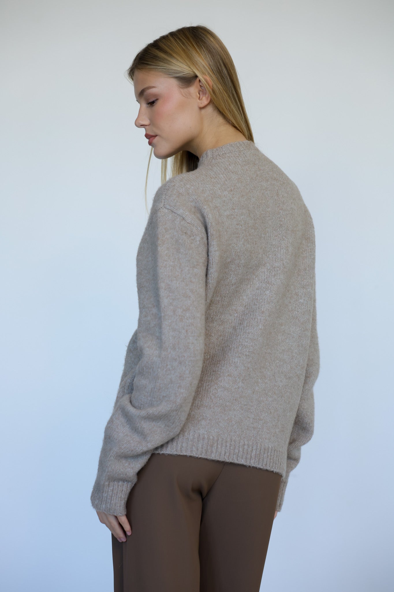 קרדיגן ריי - קפה