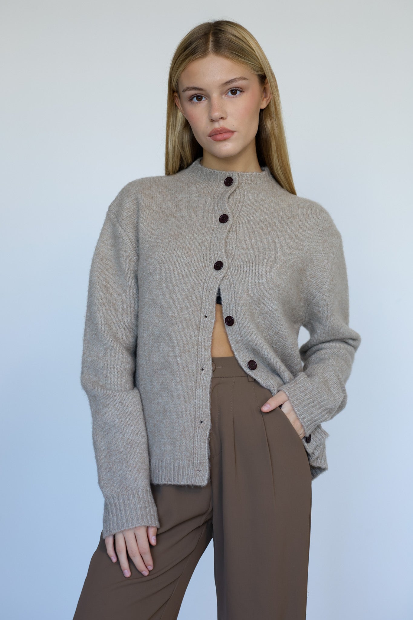 קרדיגן ריי - קפה