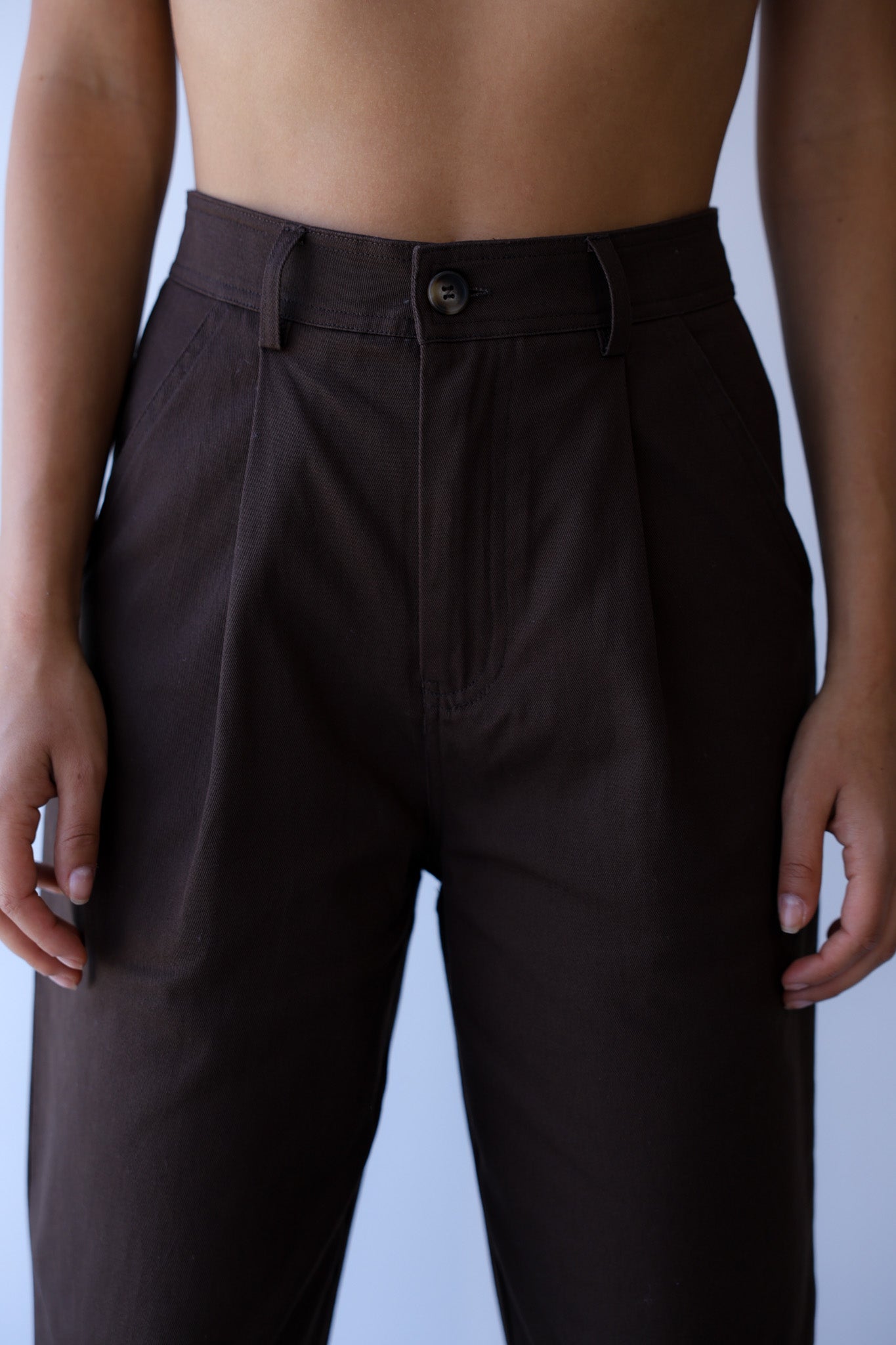 מכנסי צ׳ינו - חום שוקולד