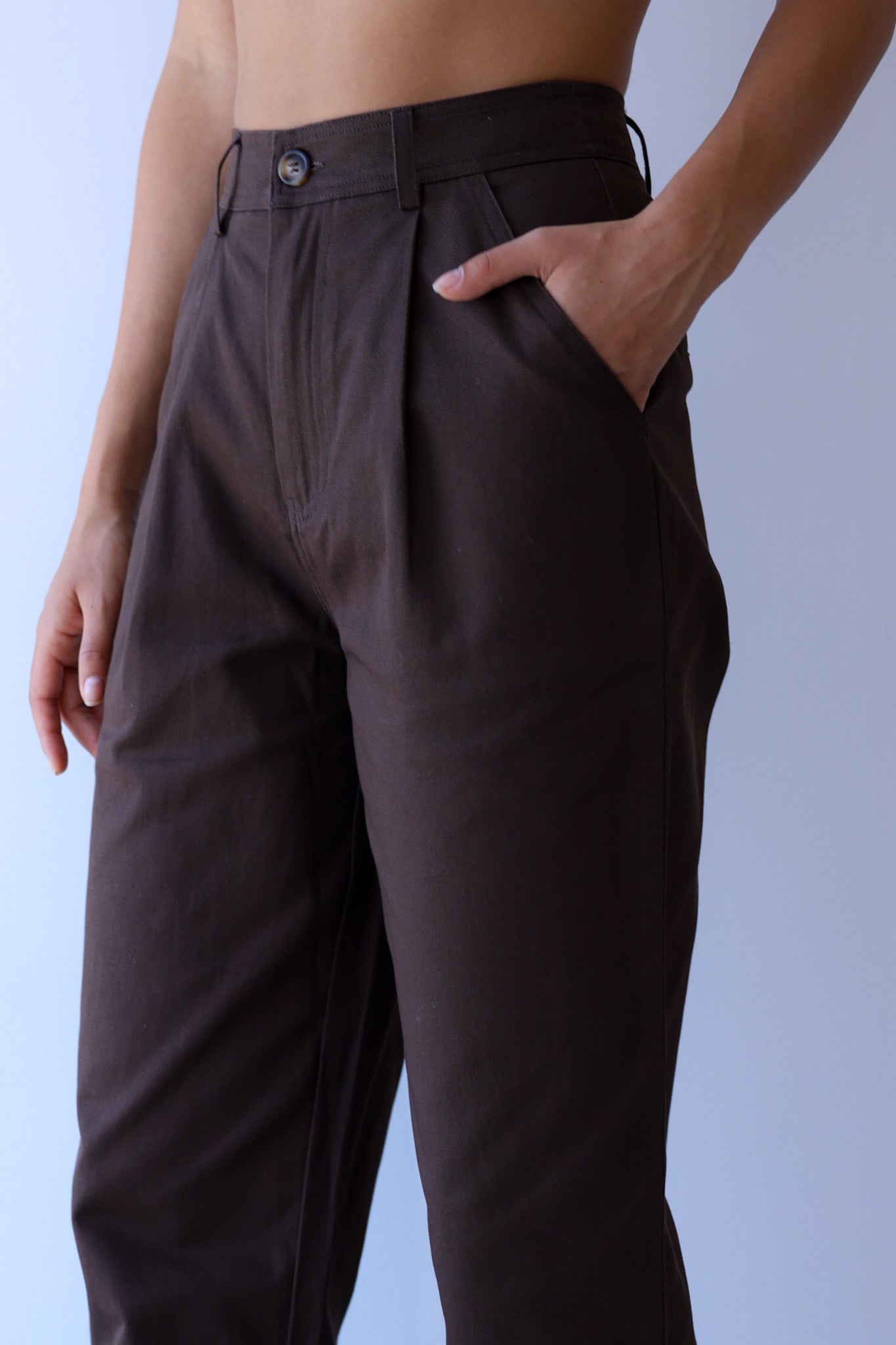 מכנסי צ׳ינו - חום שוקולד