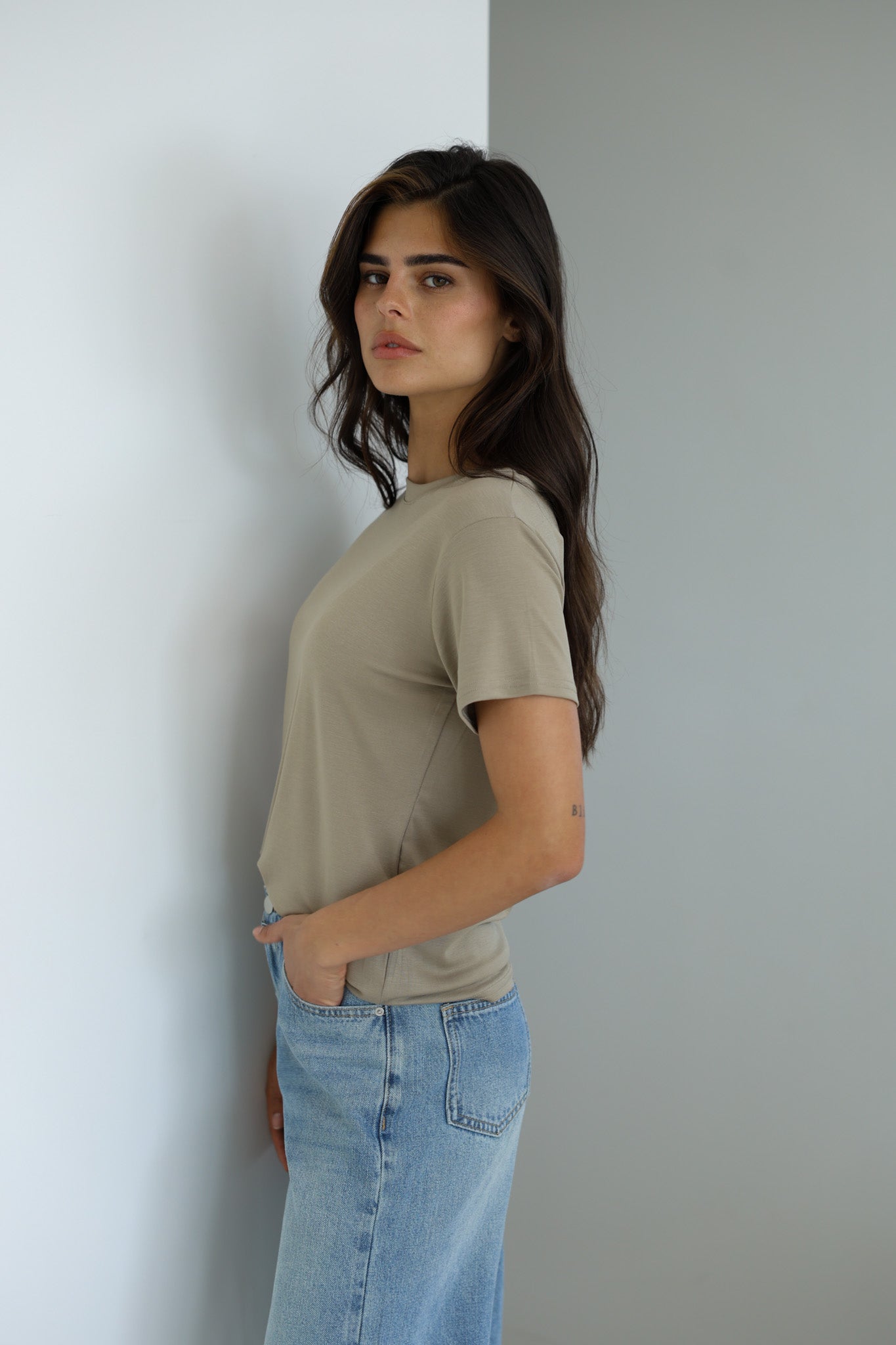טי שירט מאנדיי -  ירקרק