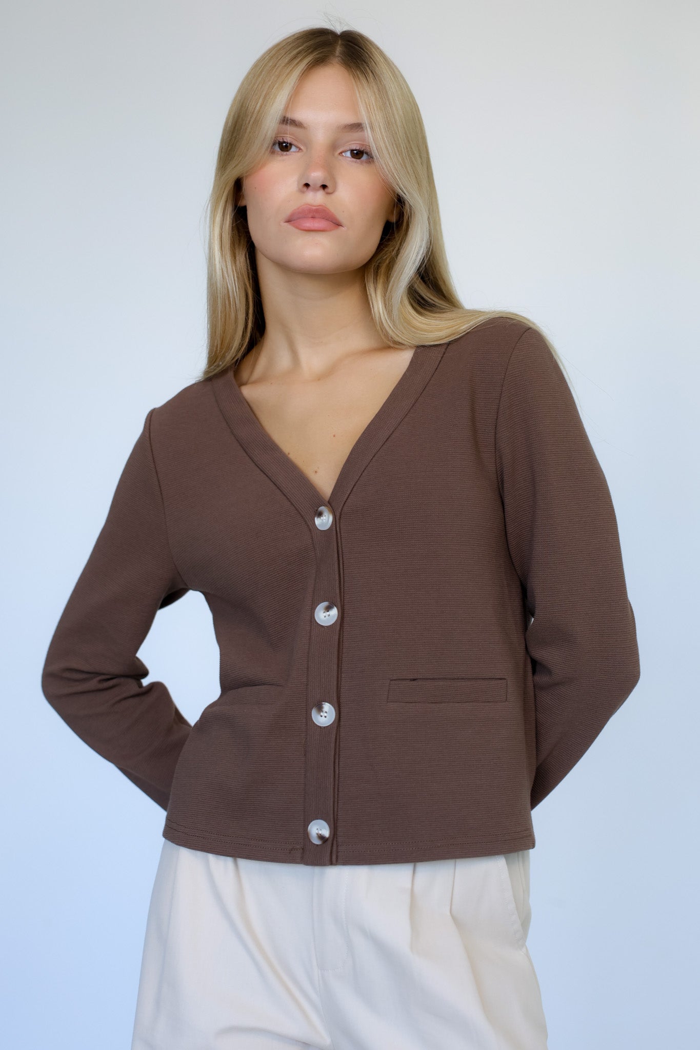 קרדיגן אייריס - חום