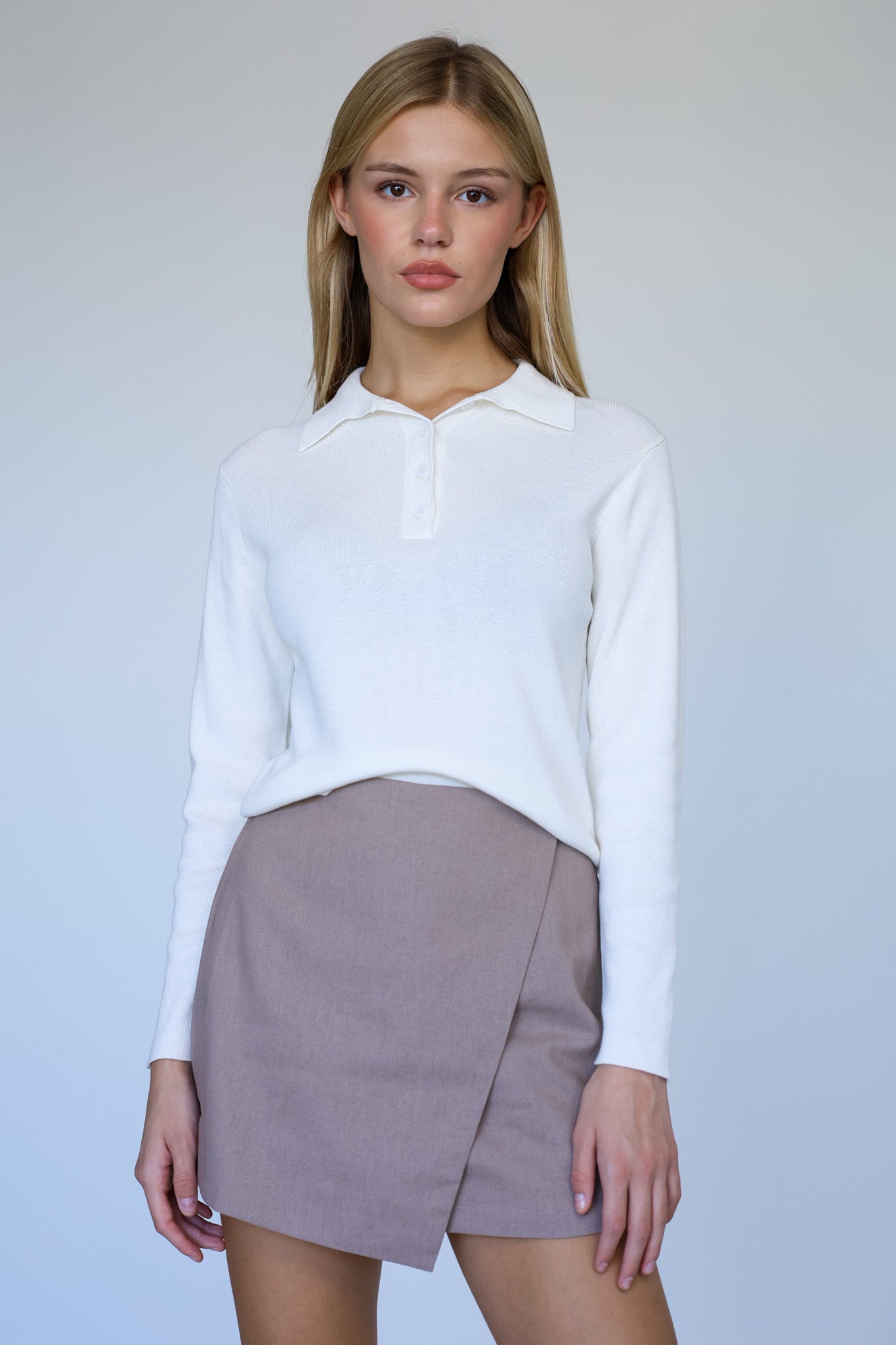 חולצת סריג פולו אמיליה - לבן