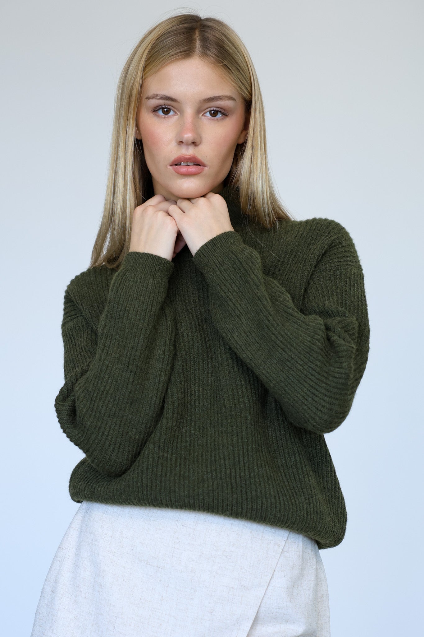 סריג גולף ראיין - ירוק זית