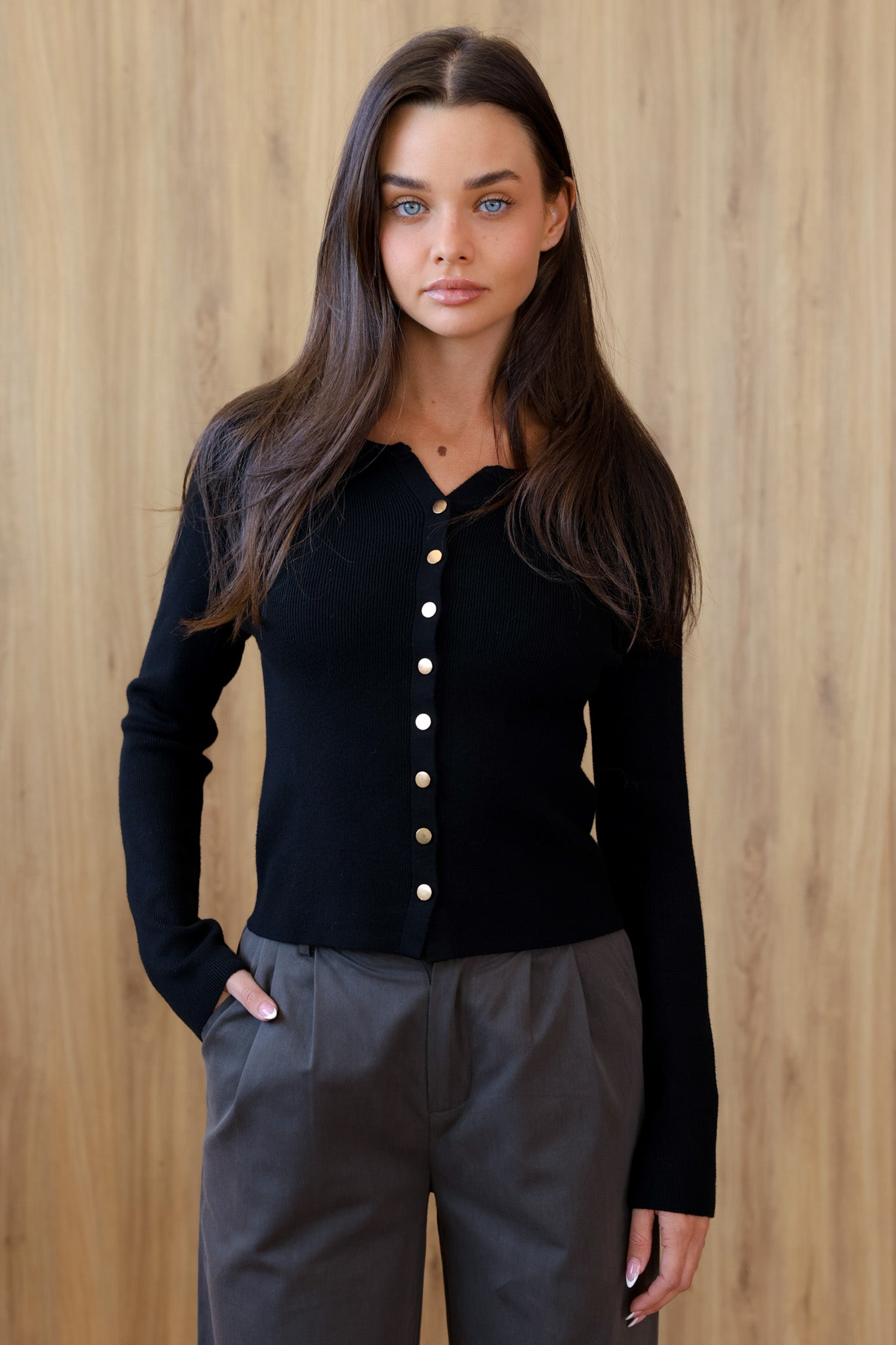 קרדיגן גולדן טאצ׳ - פיץ׳ בלאק