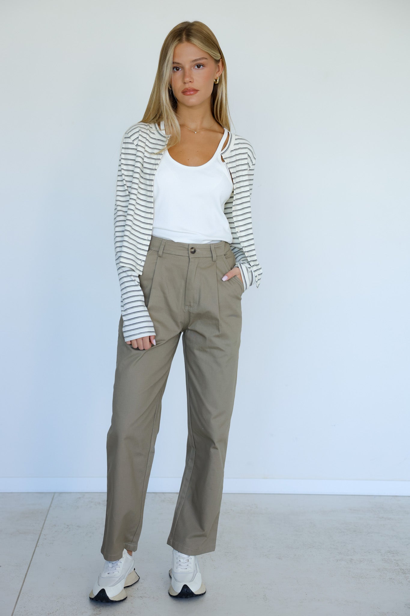 קרדיגן פסים פרוסטי - שחור ולייט גרין